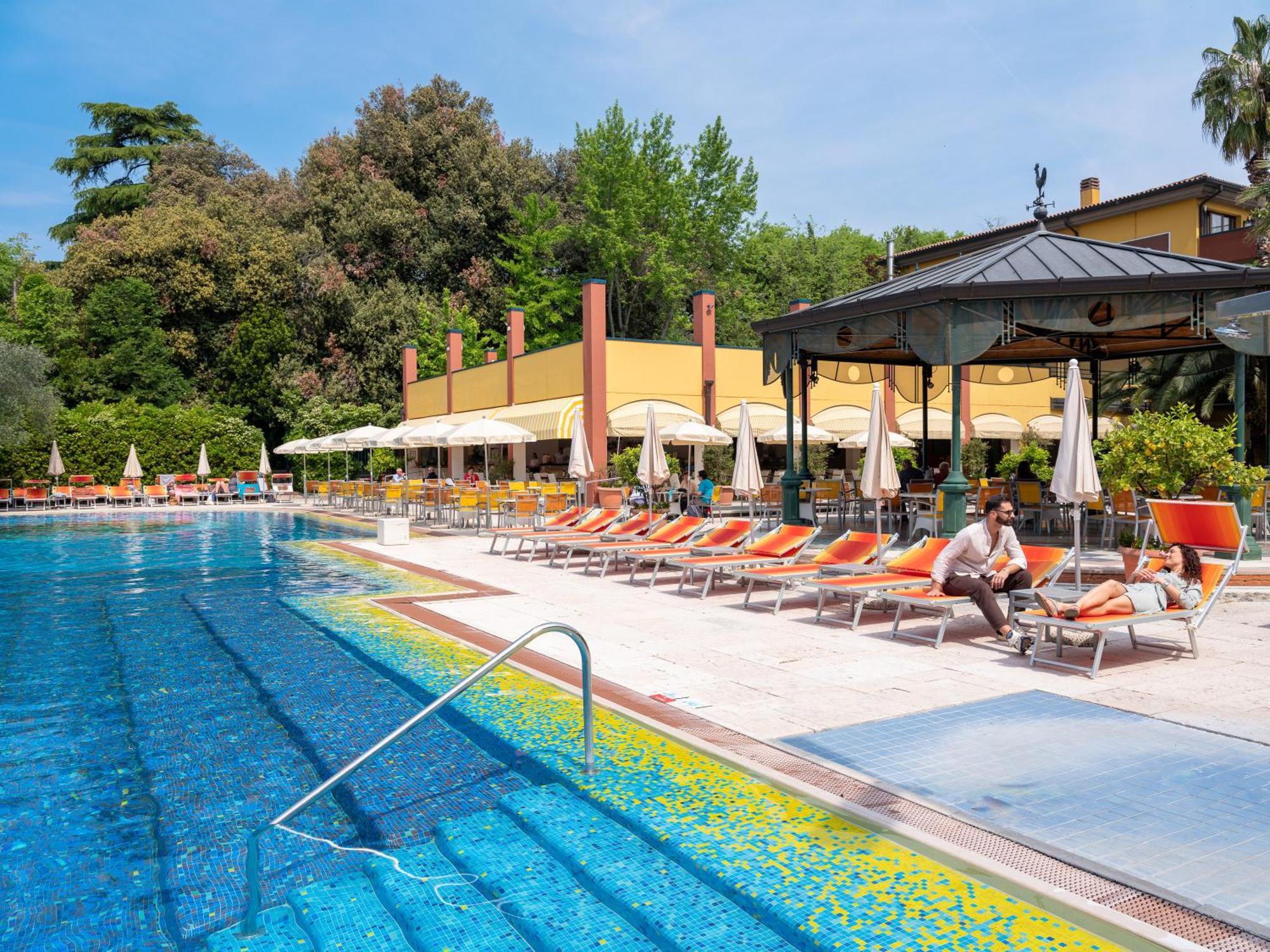 Parc Hotel Gritti Bardolino Dış mekan fotoğraf